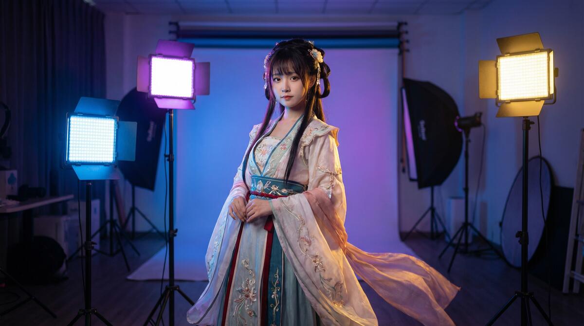 大象传媒文化研究者刘婷